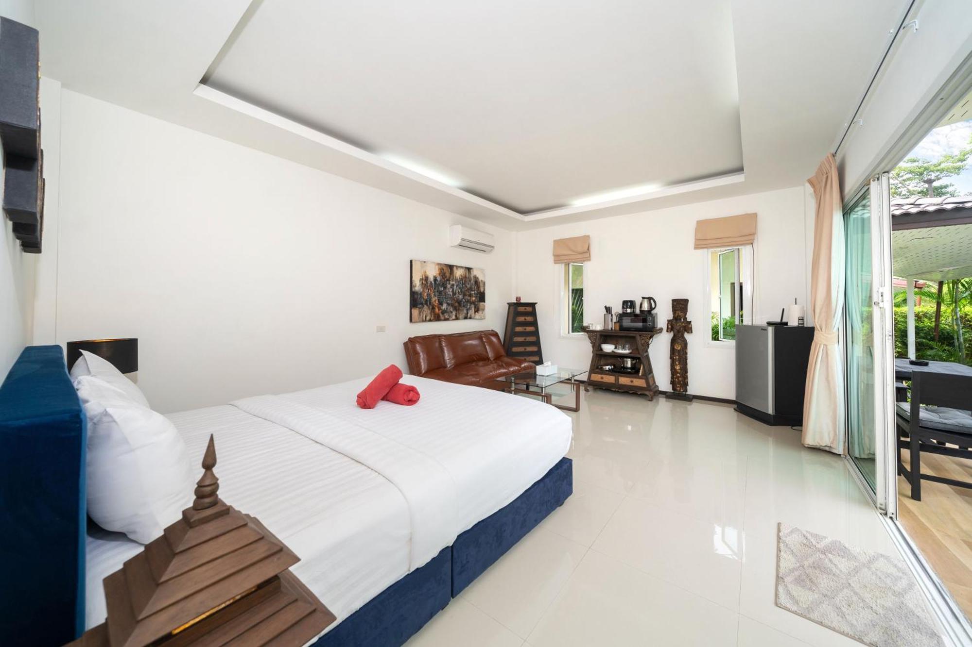 Oxavia Garden Oasis In Nai Harn - Your Private Tropical Garden With 3 Cabins And Jacuzzi Rawai Exteriör bild