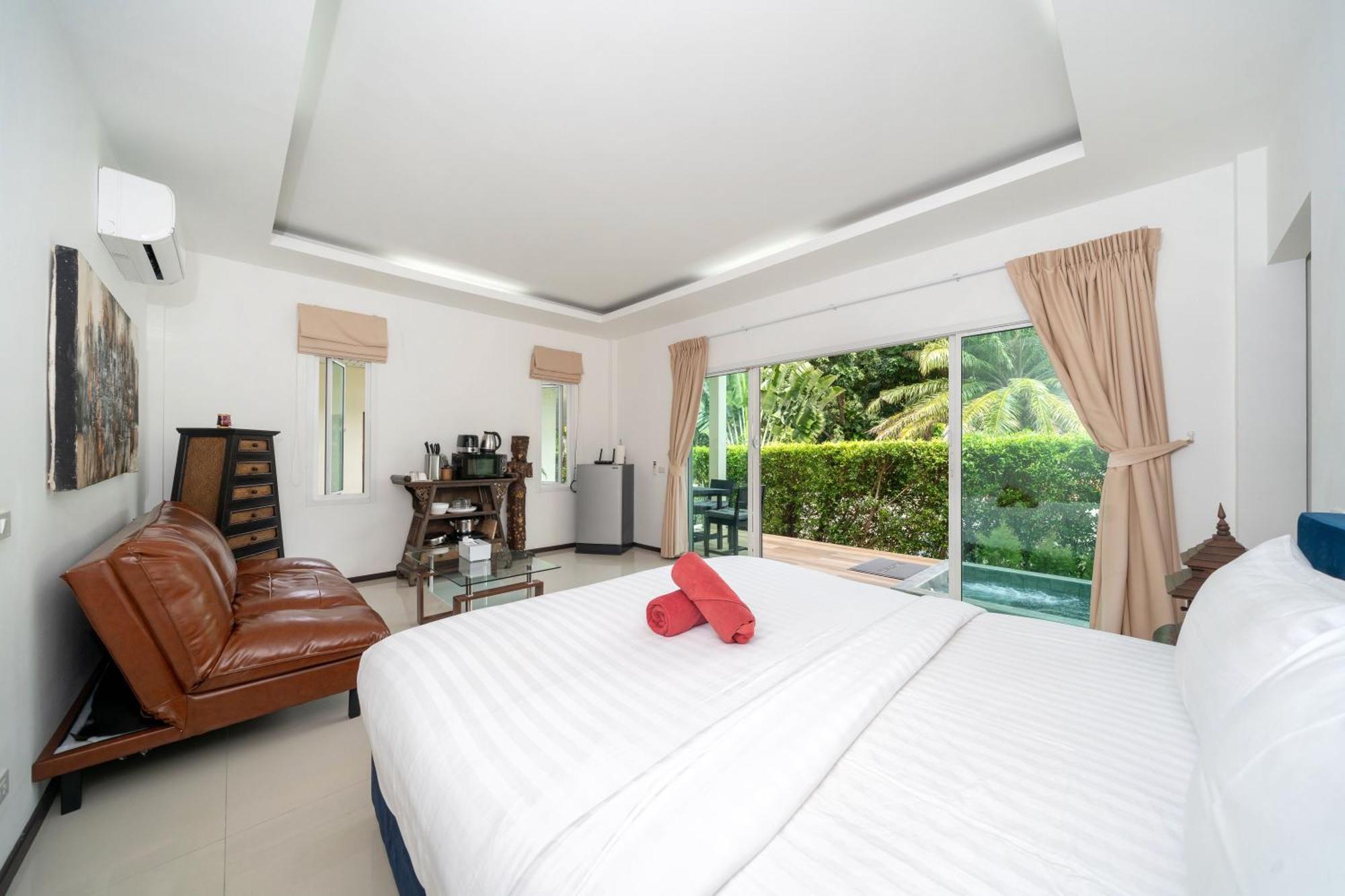Oxavia Garden Oasis In Nai Harn - Your Private Tropical Garden With 3 Cabins And Jacuzzi Rawai Exteriör bild