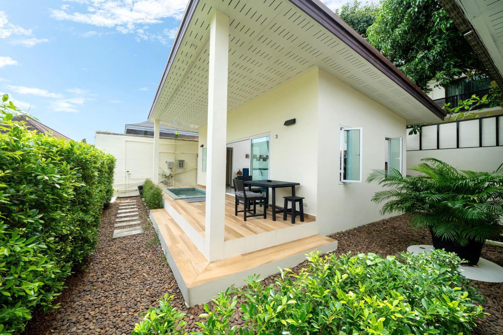 Oxavia Garden Oasis In Nai Harn - Your Private Tropical Garden With 3 Cabins And Jacuzzi Rawai Exteriör bild